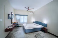 Hotel Sadhabishegam