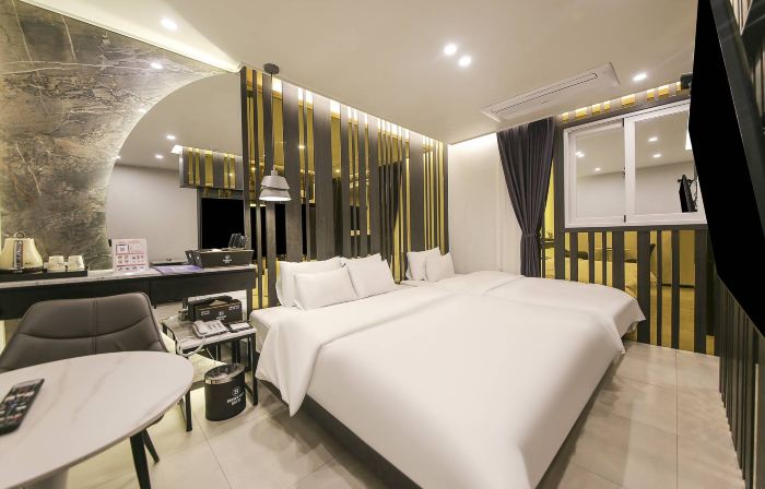Brown Dot Hotel Sinan