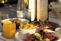 South Point Hotel Inc - breakfast
