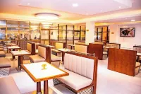 The Grand Empire Hotel - Frühstück