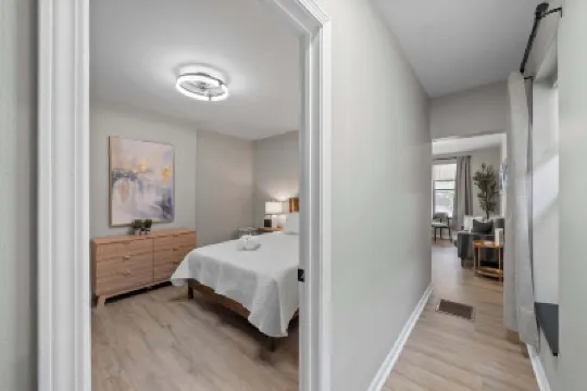 The Luxe Pearl Residences 872.5 Hotels in 