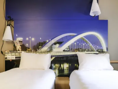 Hôtel ibis Lyon Gerland Rue Merieux 스타드 제를랑 주변 호텔