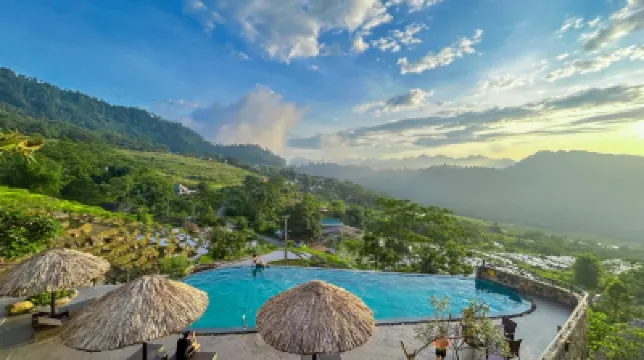 Central Hills Puluong Resort Hotel a 