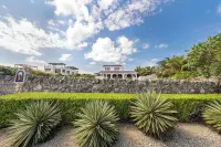 Casa De Jaguar, Most Photographed Home on the Island โรงแรมใน