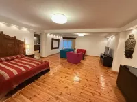 Home & Travel - balcón
