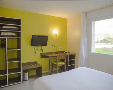 Auberge de la Baie Hotels in Pontorson