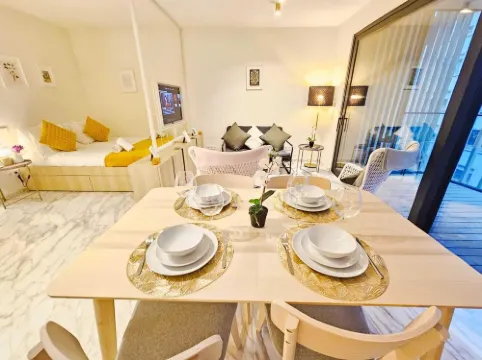 Cosy Terrace Studio close to city center
