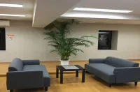 T and K Hostel Kobe Sannomiya East