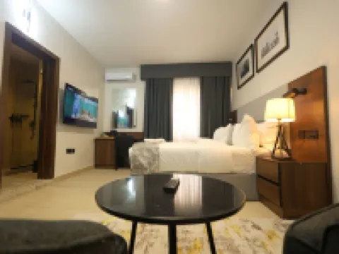 Five Clover Hotel Ilupeju Hotels in Mushin