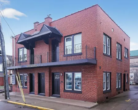 Rustic Ky Retreat, Columbia House Unit B Apts Hotels in Somerset