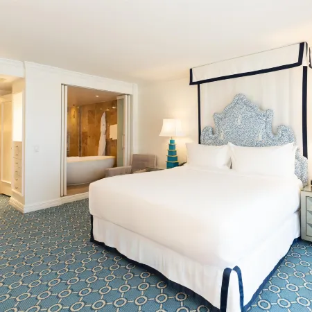 Eau Palm Beach Resort & Spa