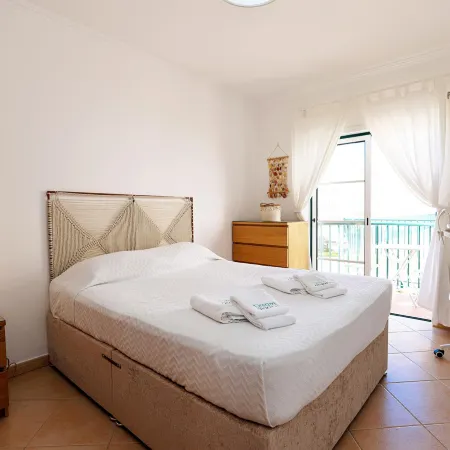 B95 - Casa Melo Apartment in Praia da Luz