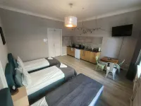 Chillout Hostel Отели в г. 