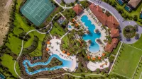 Golden Getaway - Luxe Resort, Games & Views