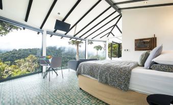 Dantica Cloud Forest Lodge
