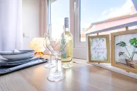 April Square Guesthouse by Lisbon with Sintra