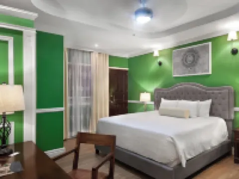 Hotel la Perla Leon Hotels in Leon