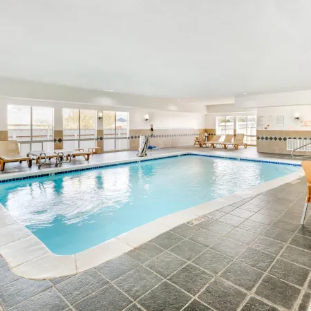 Comfort Suites