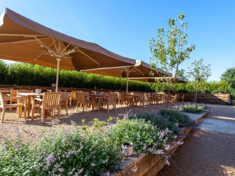 Mr & MRS Smith Hurley House Hotel