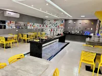 Hotel Avalon Maringá Econômico - Aamiainen