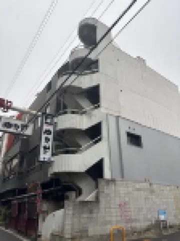 Atic Guesthouse のホテル