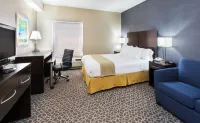 Holiday Inn Express & Suites BURLINGTON - MOUNT HOLLY by IHG - Parking