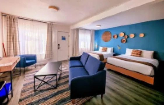 Kettle Valley Beach Resort