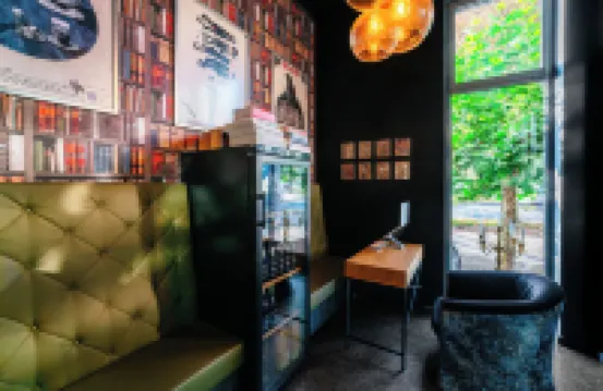 斯塞新琥珀套房酒店 - 限成人