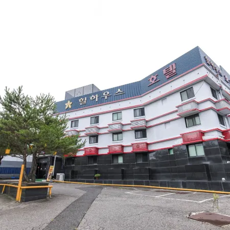 Yangju Hillhouse Hotel