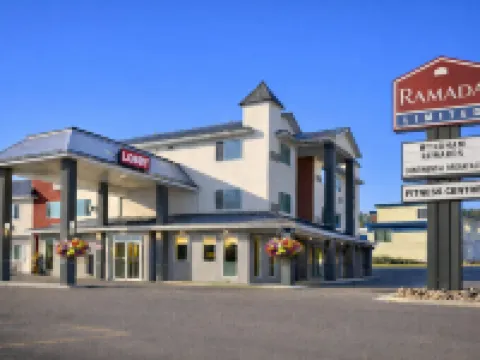 Ramada by Wyndham 100 Mile House Hotels in 100 Mile House