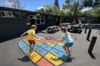 莫寧頓半島復古拖車