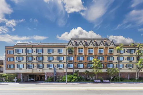 เบสท์ เวสเทิร์น แอร์พาร์ค โรงแรม - แอลเอเอ็กซ์ แอร์พอร์ต แอลเอ สเตเดียม