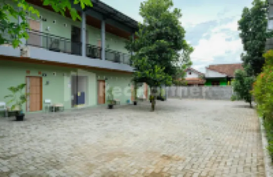 Kinara Homestay RedPartner Near Sleman City Hall