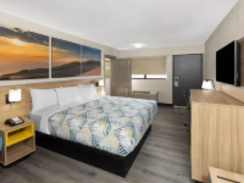 Days Inn by Wyndham Kansas City Northeast Hotels in Chouteau Township