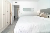TENIS - Bright Bel-Air flat 2 beds 3 terraces