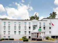 Wingate by Wyndham Athens Near Downtown Hotels near The Classic Center