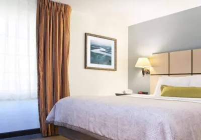 MainStay Suites Southfield-Detroit Hotels in Oakland County