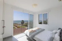 Villa Suri, Luxury Seafront Villa - 4-Star