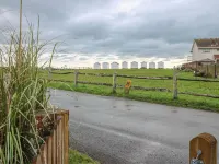 3 Seaview Cottages