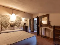 Bandiera Hotels in Cinigiano