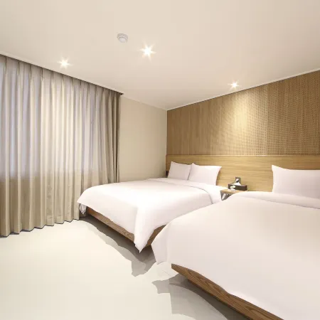 E.BON HOTEL