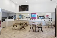 Family 2-bedroom Suite in Prime Orlando Location