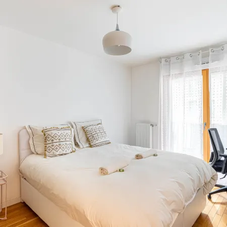GuestReady - Beau Séjour près de la Défense Отели в г. Нантер