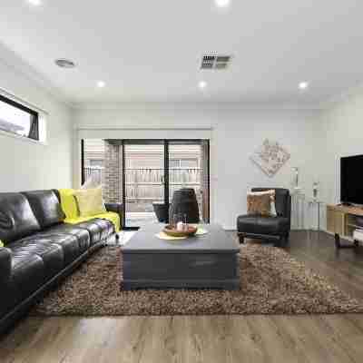 Comfort and Space in Lara's Family Friendly Home Rooms