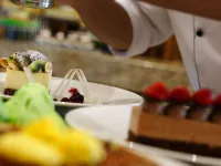 Novotel Lucknow Gomti Nagar - พร้อมอาหารเช้า