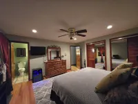 Jay's Ranch Hotels in Hamden