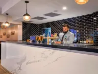 Mercure Goulburn - parking