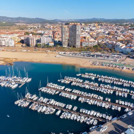 Frente al Mar: Terraza, Altura y Playa a 1 min