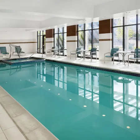 Hampton Inn & Suites Detroit/Troy