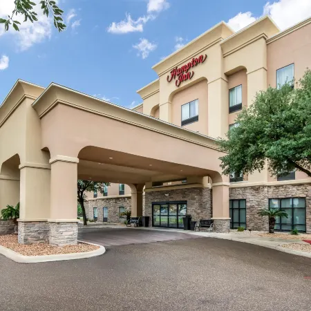 Hampton Inn Uvalde Отели в г. Ювалде